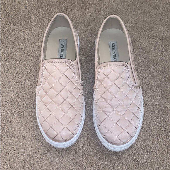 Steve Madden Shoes - Steve Madden Ecntrcqt Slip on shoes
